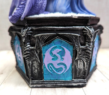 Dragon Friendship Winter Box