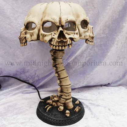 Atrocity Skull Lamp