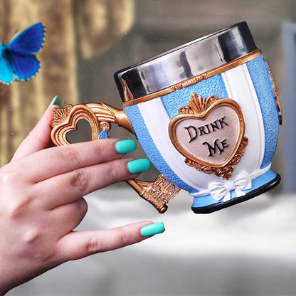 Alice Tea Cup