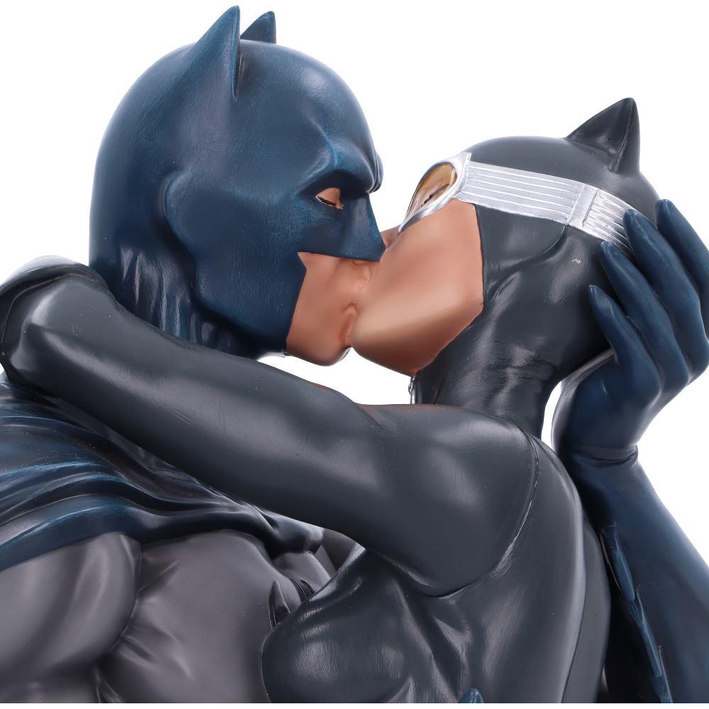 Batman & Catwoman Bust