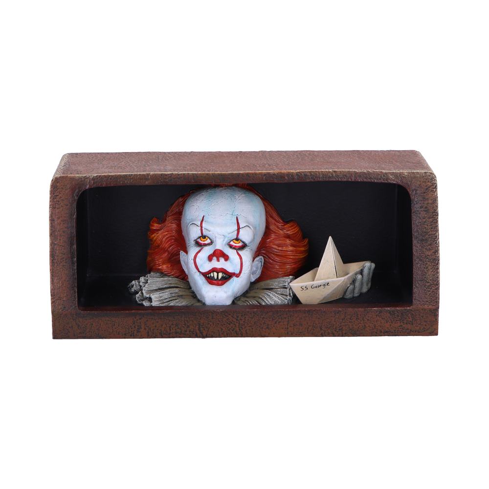 IT Pennywise Drain Figurine